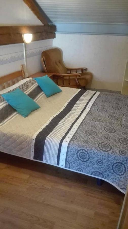 Saint-Jean-de-Sauves Chambres, Table D'Hotes Et Gites Les Mesanges מראה חיצוני תמונה